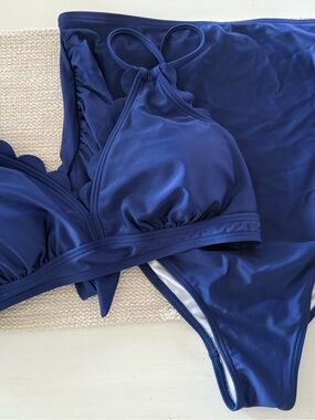 💖3 for $25 bundle💖 Scalloped Trim Navy Maternity Bikini Set
